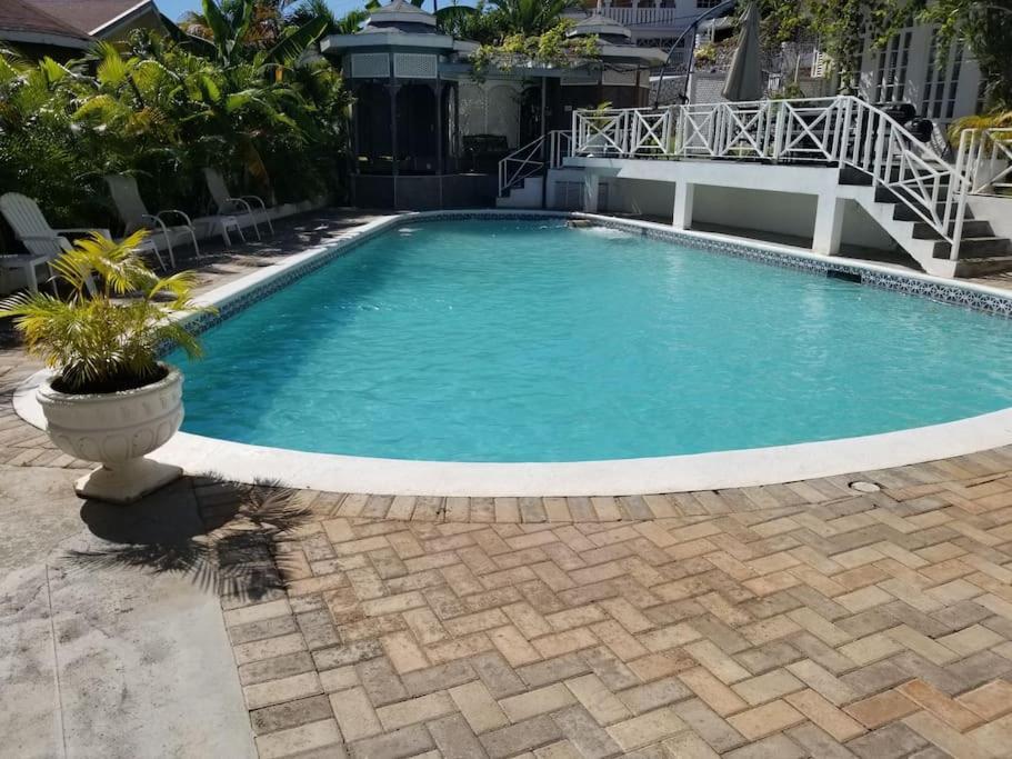 Ridgeview Suite 4 Kingston Exterior photo